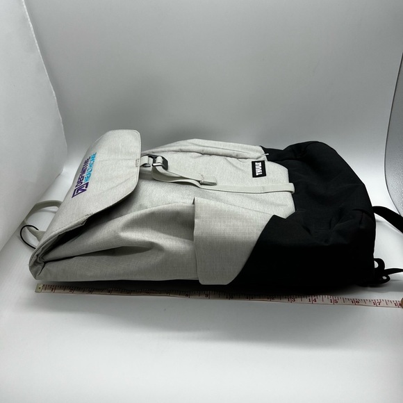Thule Black and Gray Unisex Lithos Backpack 16L NWT - Picture 13 of 16